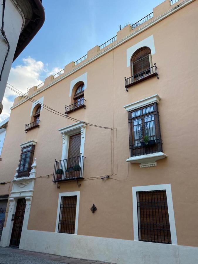 Córdoba centro esencia cordobesa. Mezquita Exterior foto